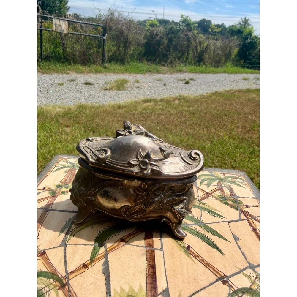 Vintage Art Nouveau Silver Tone Floral Footed Trinket Jewelry Box Teal Velvet